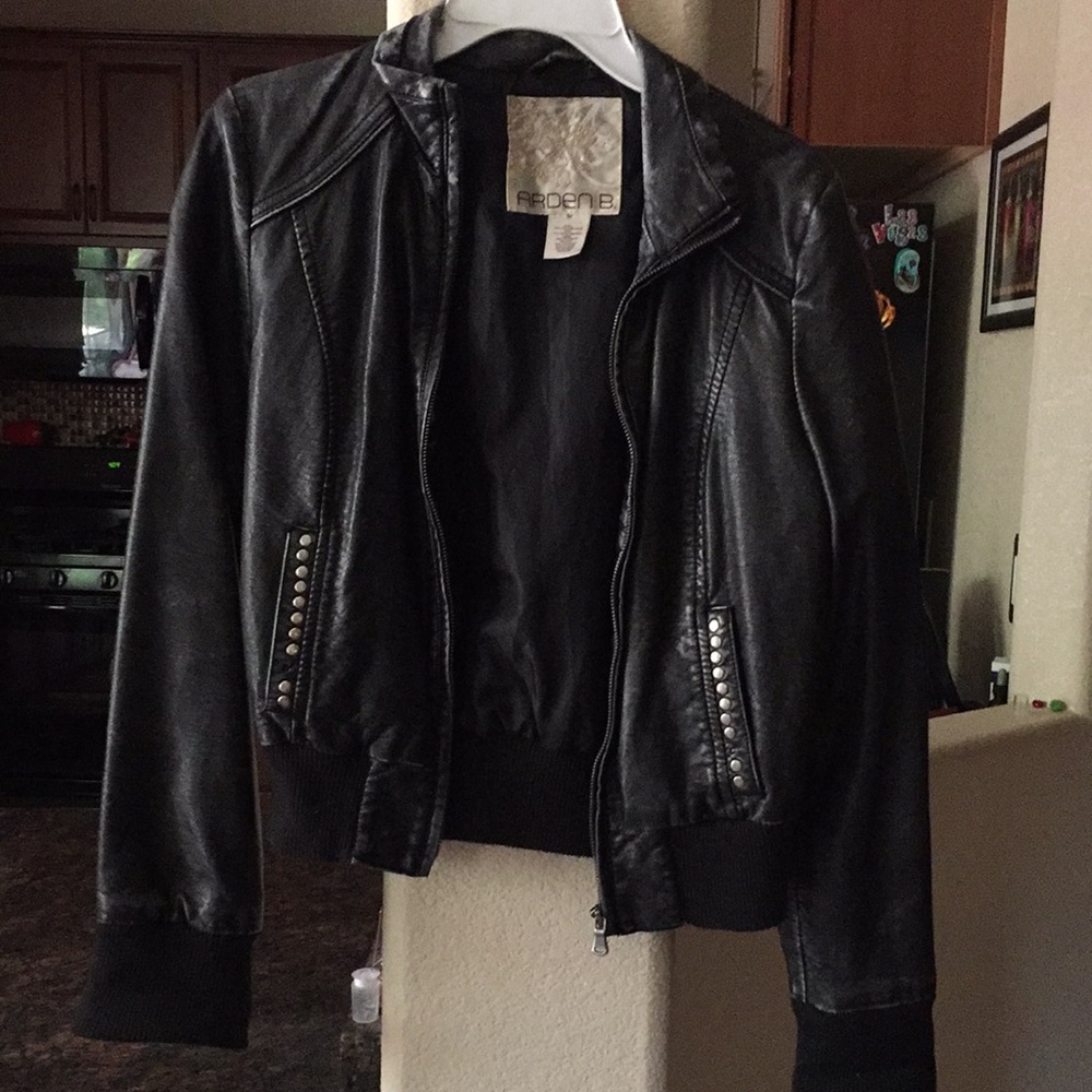 Vintage Arden b vegan leather jacket size medium